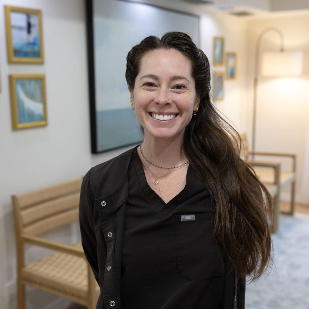 Nikky Registered Dental Assistant